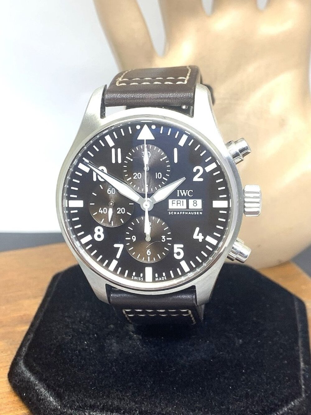IWC Men's Watch Swiss Automatic IW377713 Pilot Brown Dial Leather Strap 43mm